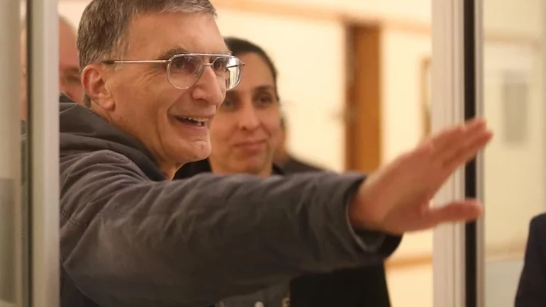 Azerbaycandan Aziz Sancara Şöhret Nişanı