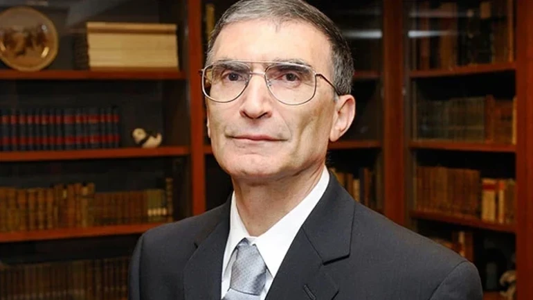 Azerbaycandan Aziz Sancara Şöhret Nişanı