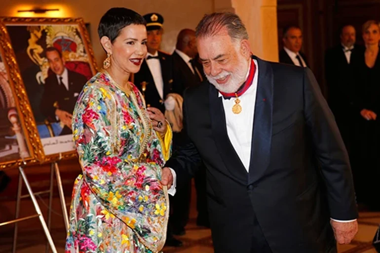 Meraklı gözlerden uzak tutuldu... Anne evinde gizli nikâh