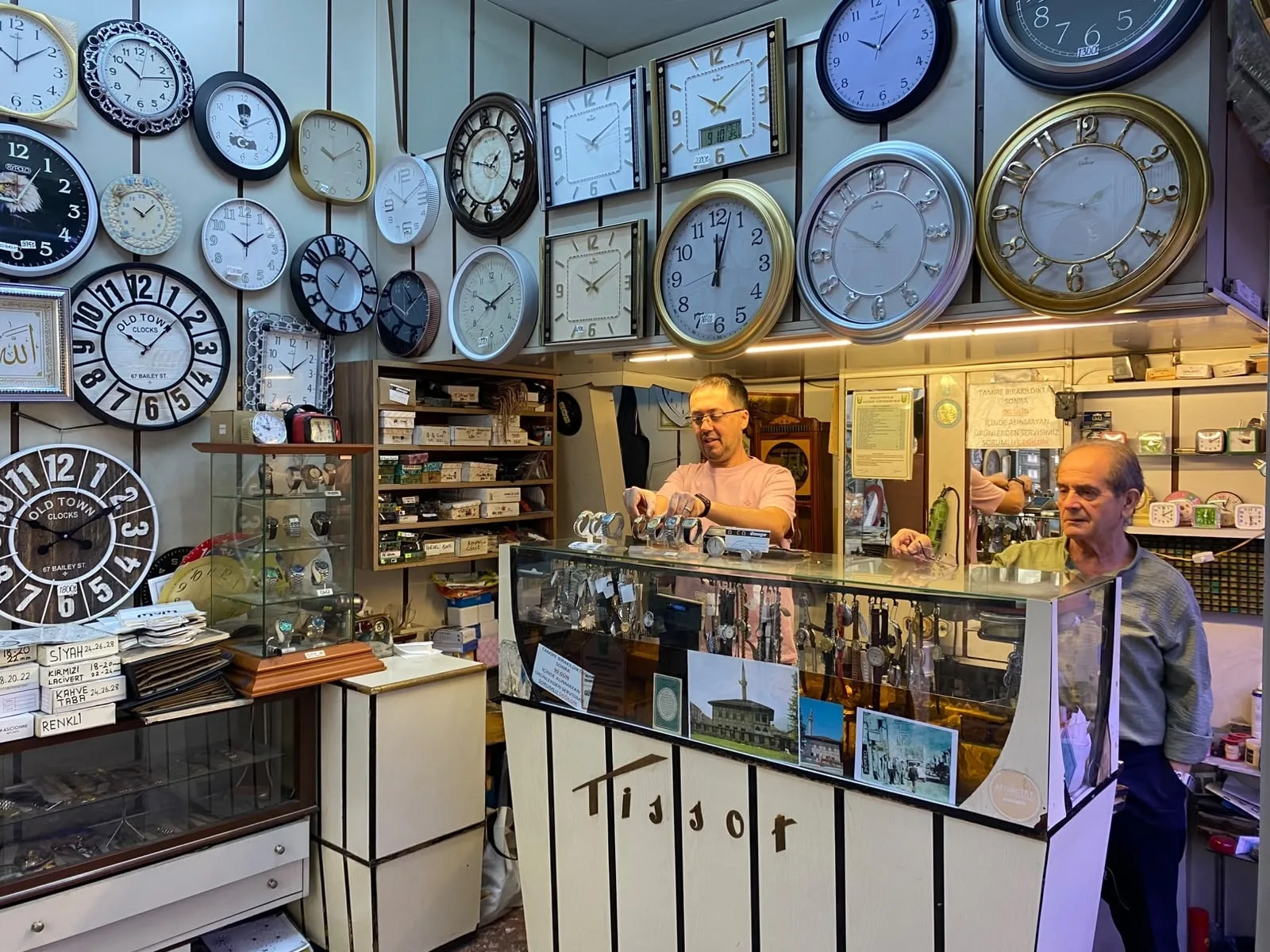 Kinetik Saatini 52 Yıl Sonra Tamir Eden Usta 1.500 Dolar İstiyor