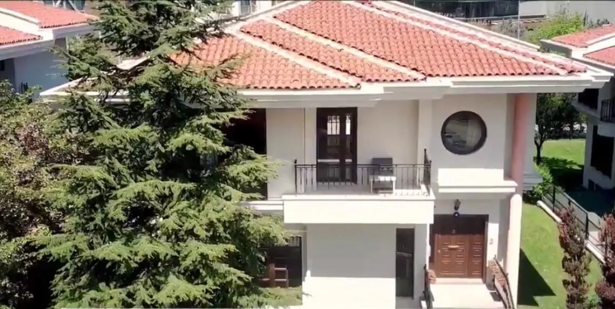 Melih Gökçek’in Oğluna Destek İçin Satılan Villa Hakkında Detaylar