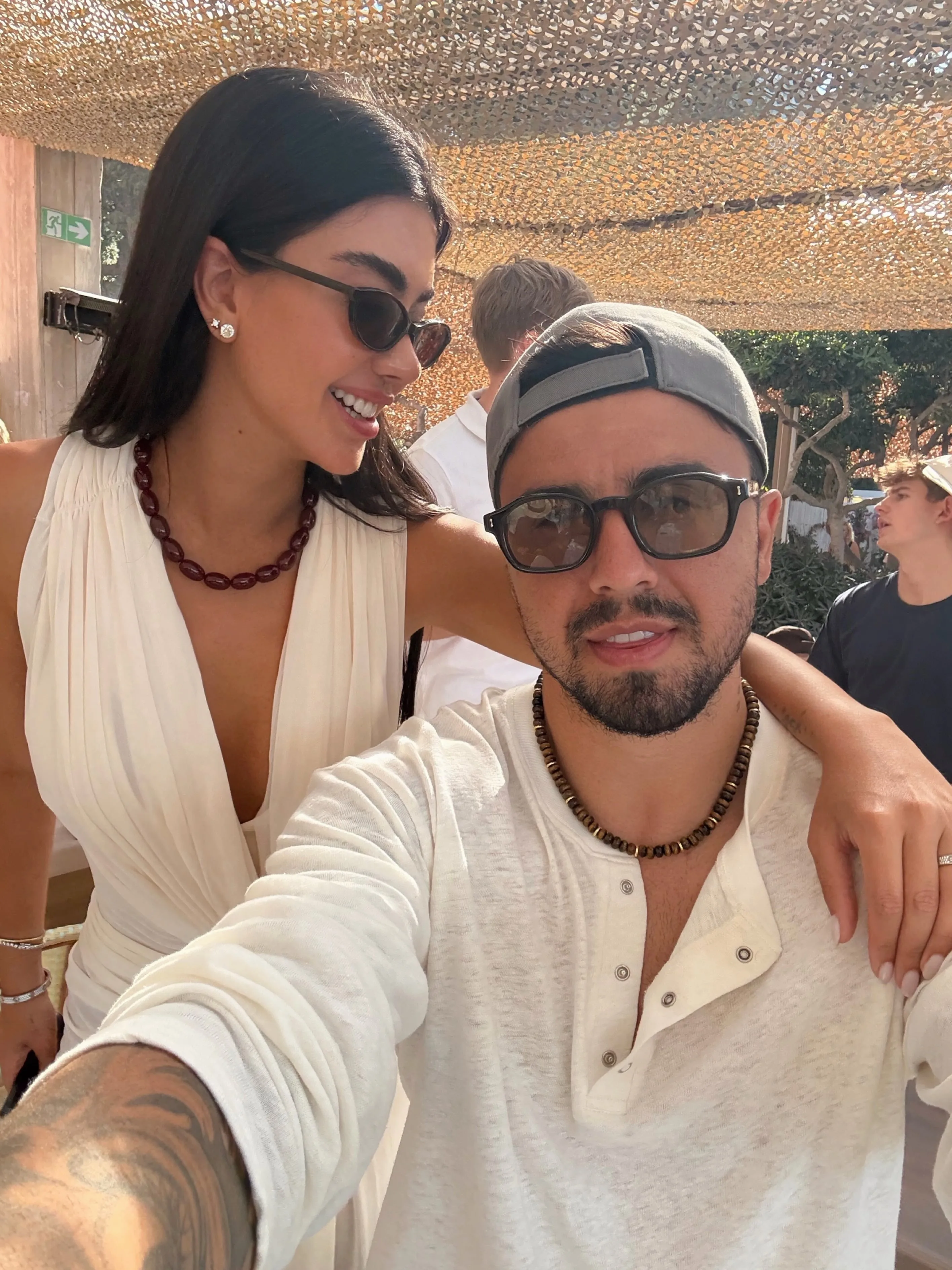 Ozan Tufan eşi Rojin Tufan’ın doğum gününü kutladı