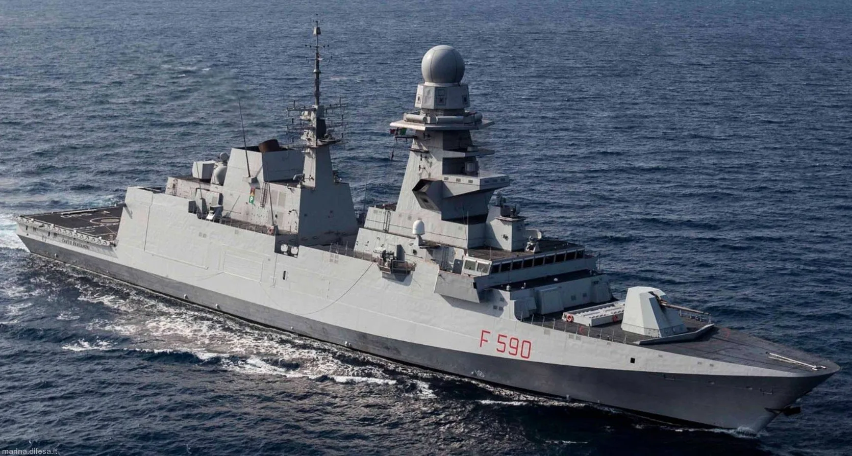 Yunanistan 2 fırkateyn için İtalya ile el sıkıştı