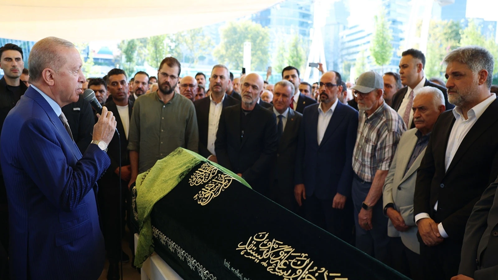 Cumhurbaşkanı Erdoğan, AK Parti Milletvekili Önen’in Kızının Cenazesine Katıldı