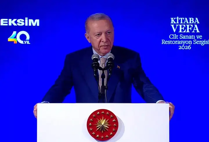 Cumhurbaşkanı Erdoğan: Darbelerde kitaplar hedefti