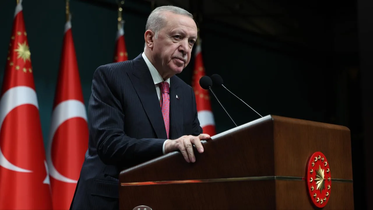 Cumhurbaşkanı Erdoğan, İtalya Başbakanı Meloni'yi Kutladı