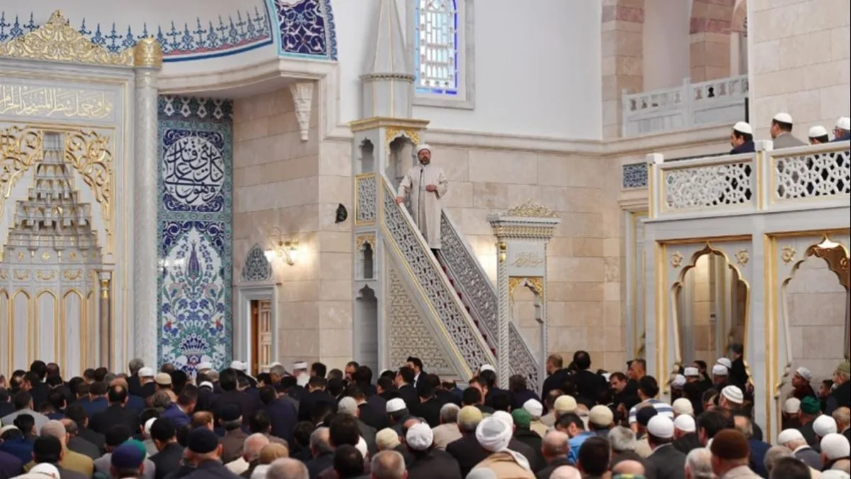 Diyanet'ten Cuma Hutbesinde Önemli Mesajlar