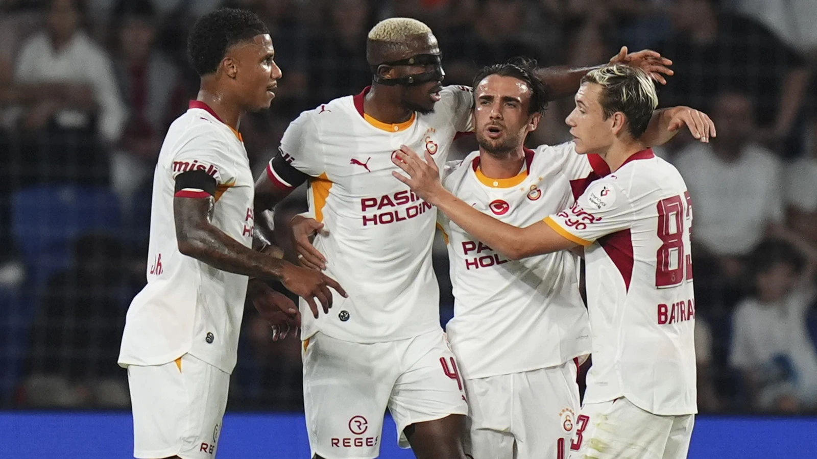 Galatasaray, Başakşehir'i 3-2 ile geçti