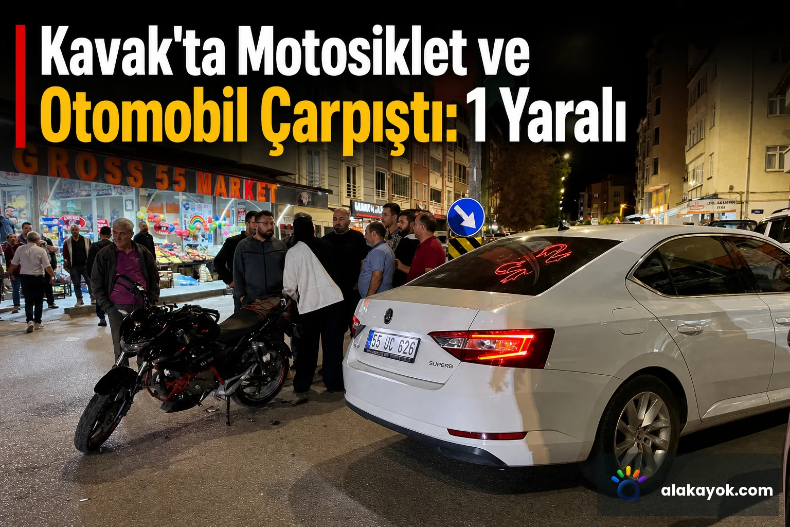 Kavak'ta Motosiklet ve Otomobil Çarpıştı: 1 Yaralı