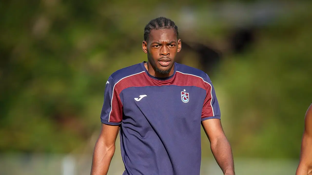 Trabzonspor, Rene Mitongo'yu Estrela'ya Kiraladı