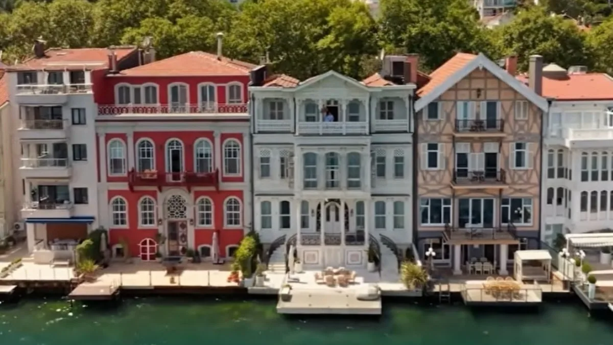 Tuzlu Kahve dizisi hangi yalılarda çekildi?