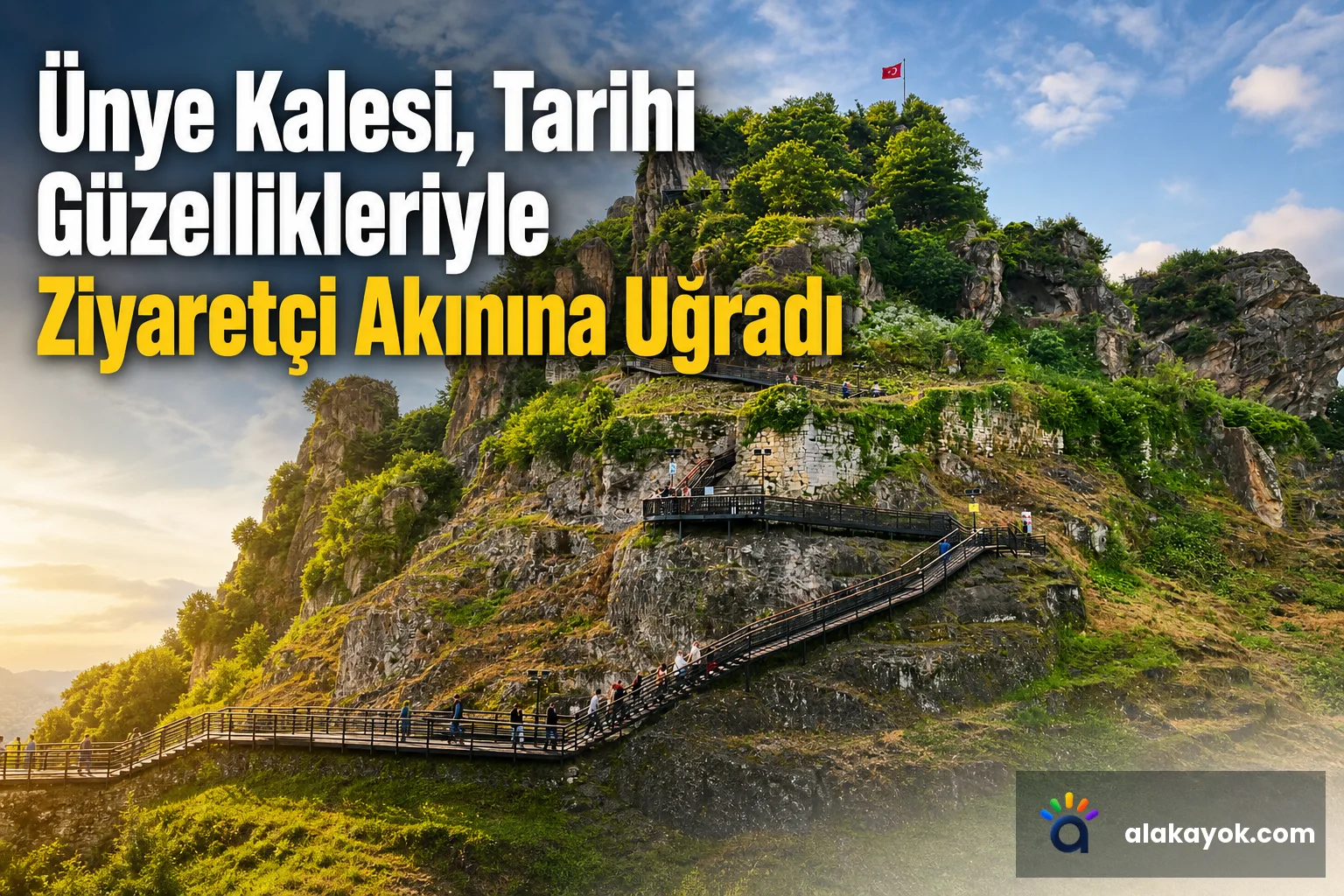 Ünye Kalesi, Tarihi Güzellikleriyle Ziyaretçi Akınına Uğradı