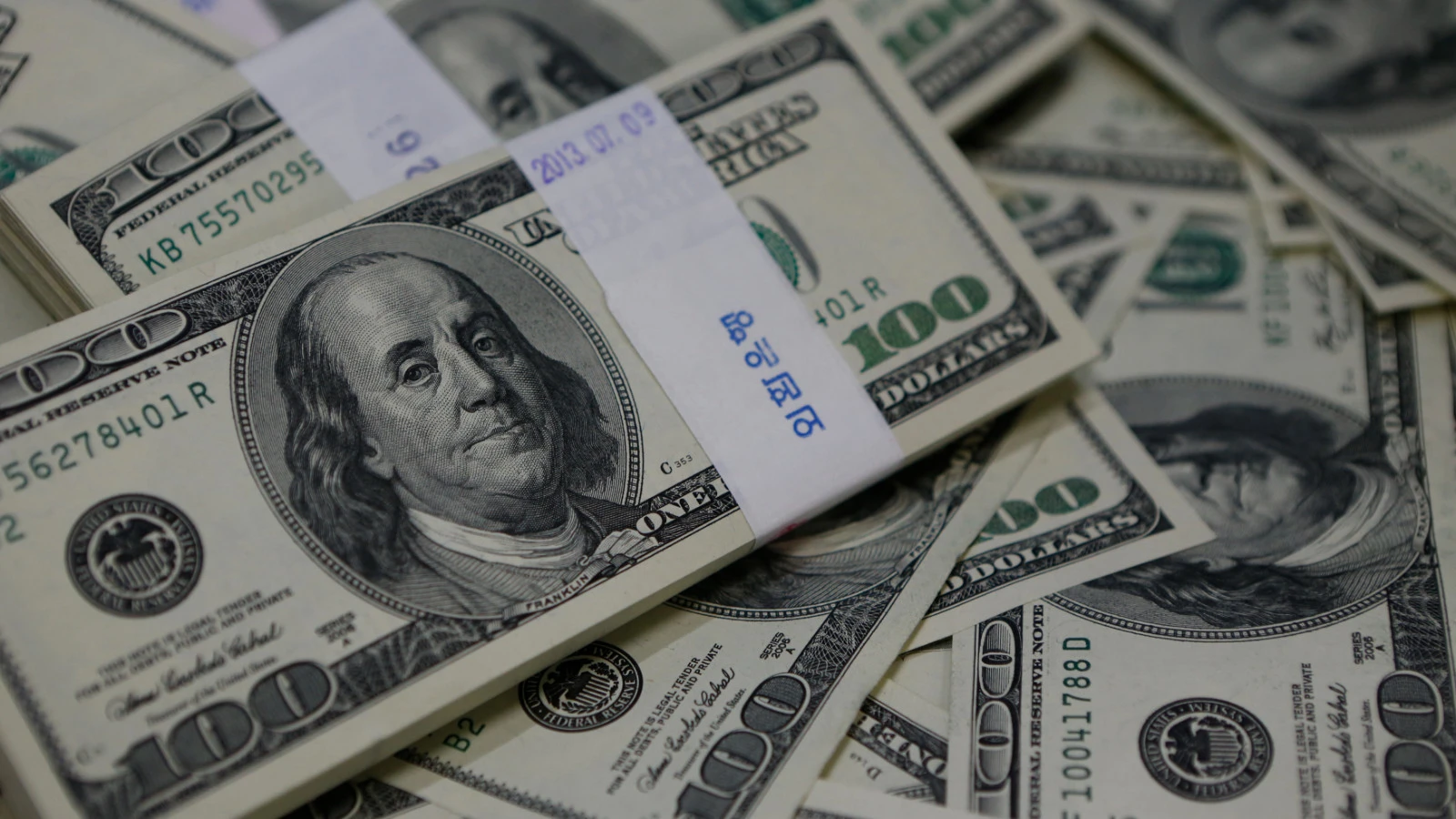 Yurt Dışında Yerleşik Kişiler Geçen Hafta 647 Milyon Dolar Hisse Sattı